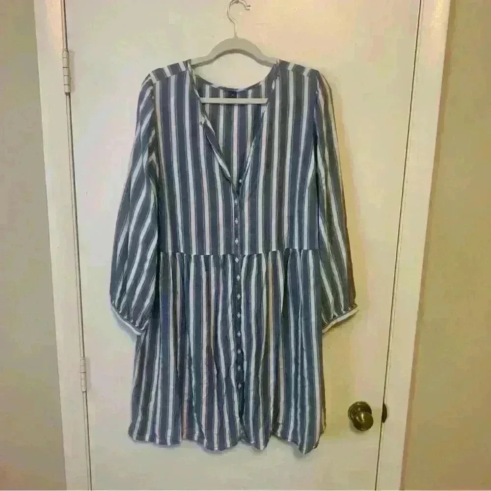 Plus Size Old Navy Blue and White Striped Dress Size 2XL